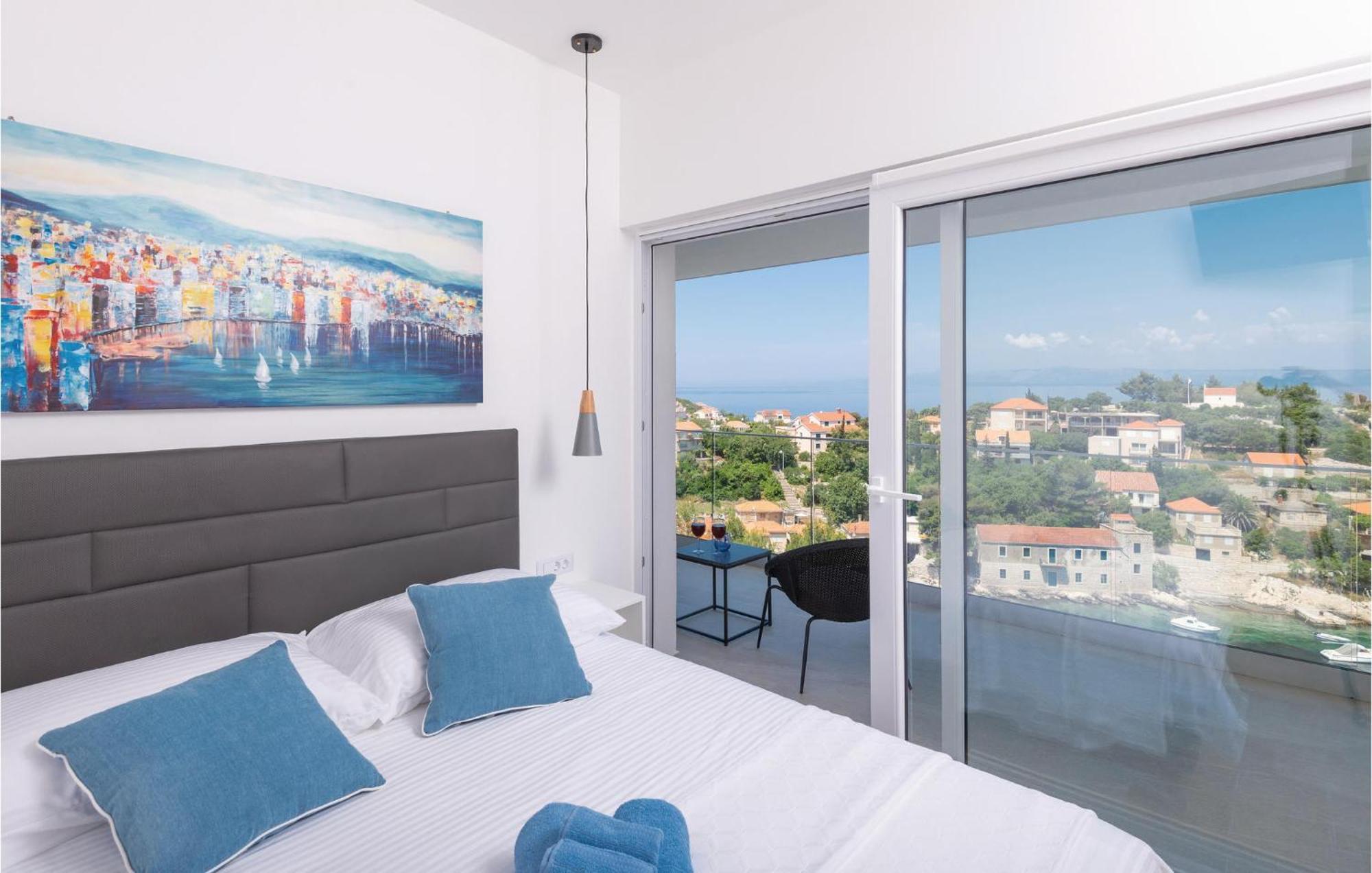 Cozy Home In Prigradica With Wifi Exterior photo