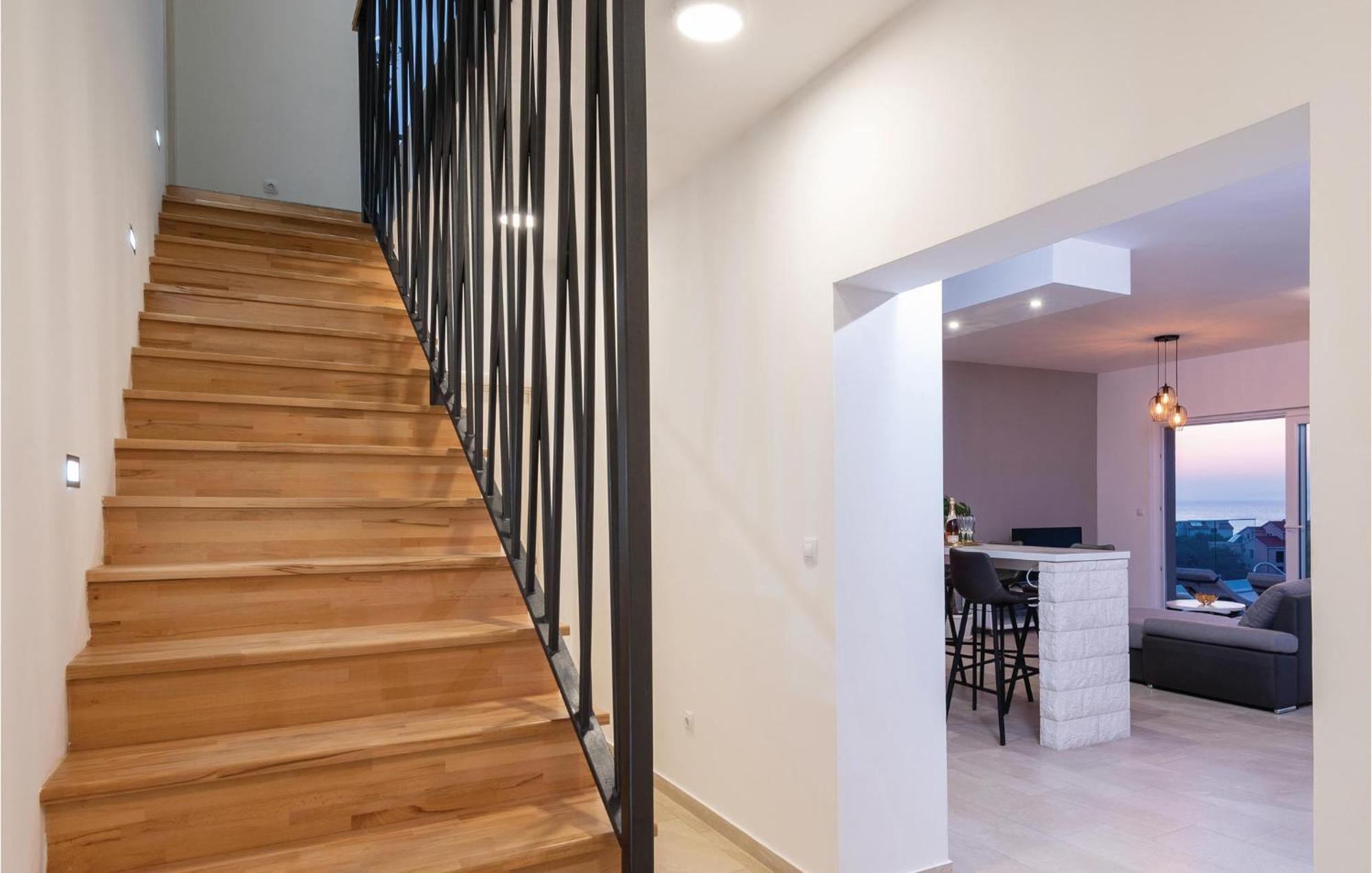 Cozy Home In Prigradica With Wifi Exterior photo