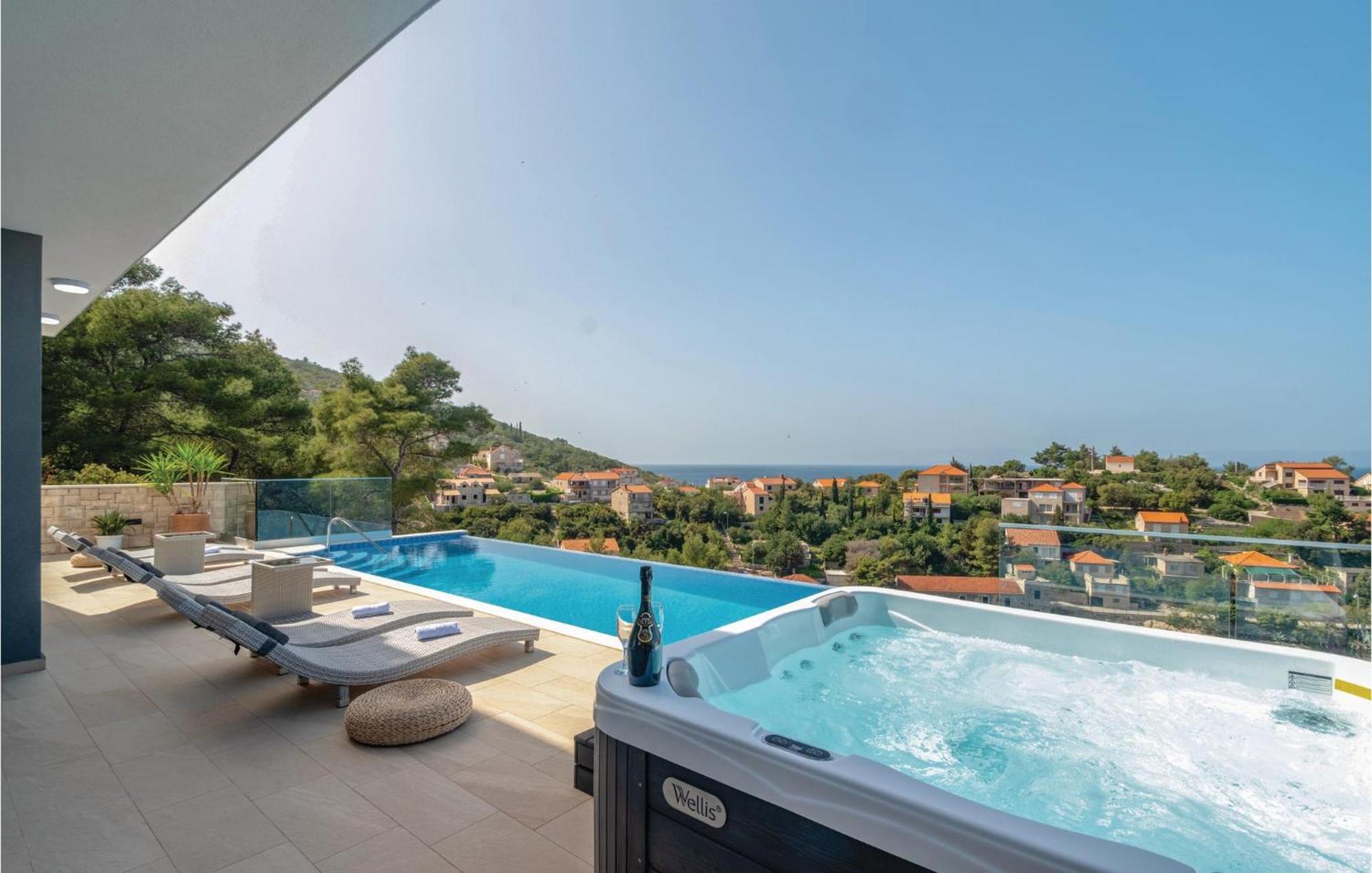 Cozy Home In Prigradica With Wifi Exterior photo